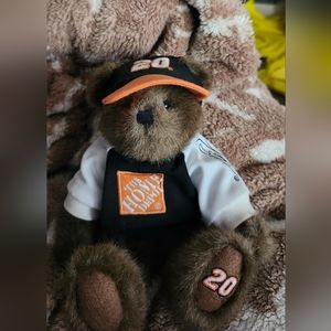 Nascar Boyd's Bears Tony Stewart